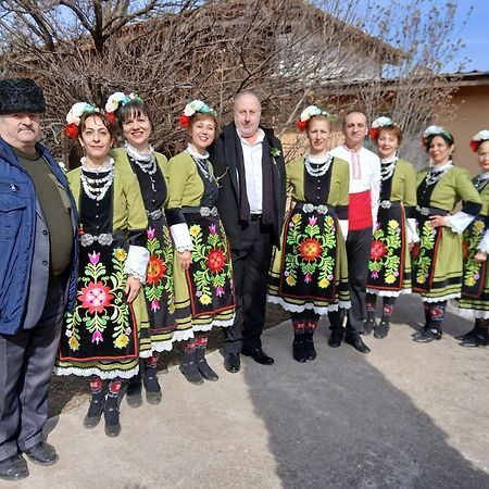 Винарна-Славовица Kalugerovo Εξωτερικό φωτογραφία